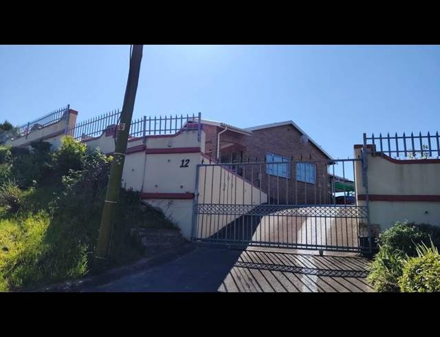 5 BEDROOM HOUSE FOR SALE IN SHALLCROSS